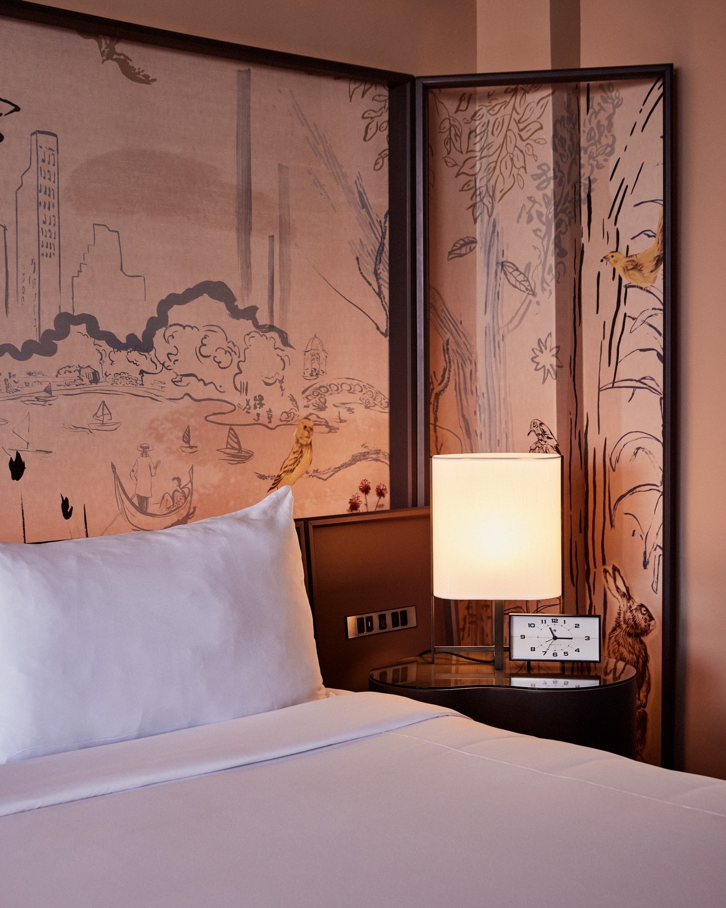 it’s all about the details. each room here emulates the Park, featuring unique hand-painted murals by @enviuny. surround yourself with beauty as you slip into bed.⁠
⁠
head to the link in our bio for availability this summer